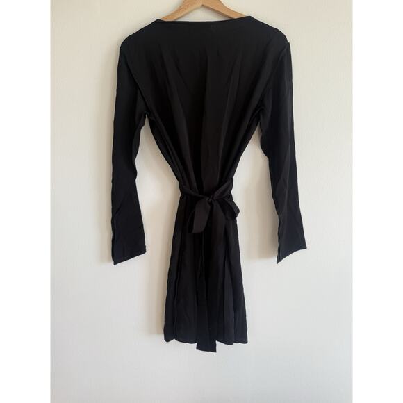 THEORY Nadora Modern Silk Black Long Sleeve Mini Dress LBD Sz 2 Elegant Minimal - Picture 3 of 9